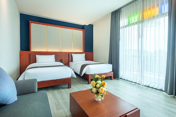 Room 43 of 83