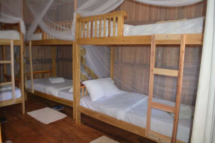 Room 9 of 25