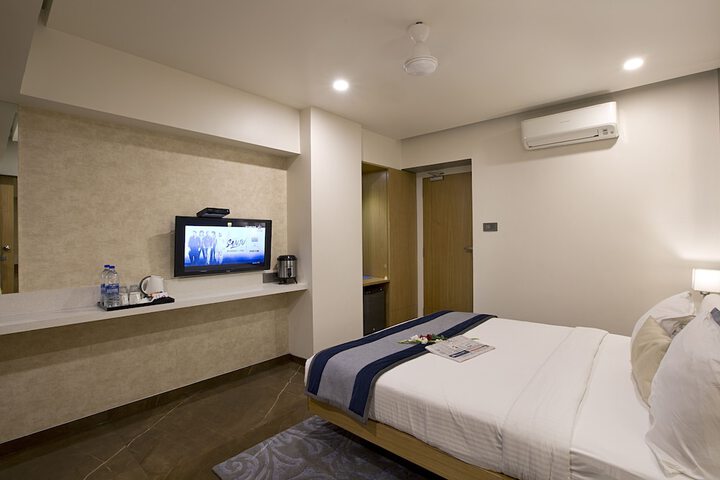 Room 42 of 70