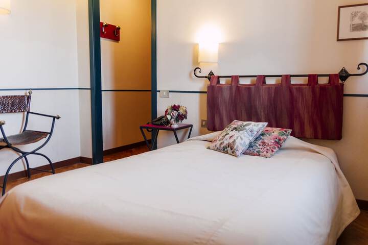 Room 14 of 38