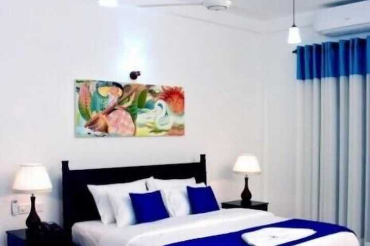 Room 2 of 24