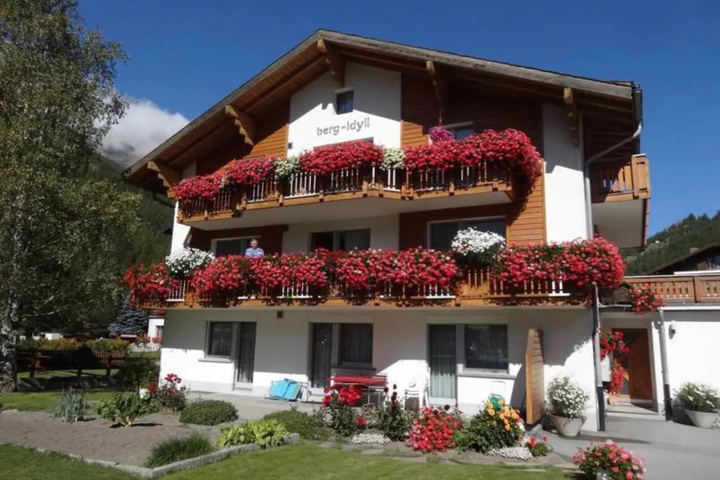 Berg-idyll Saas-grund