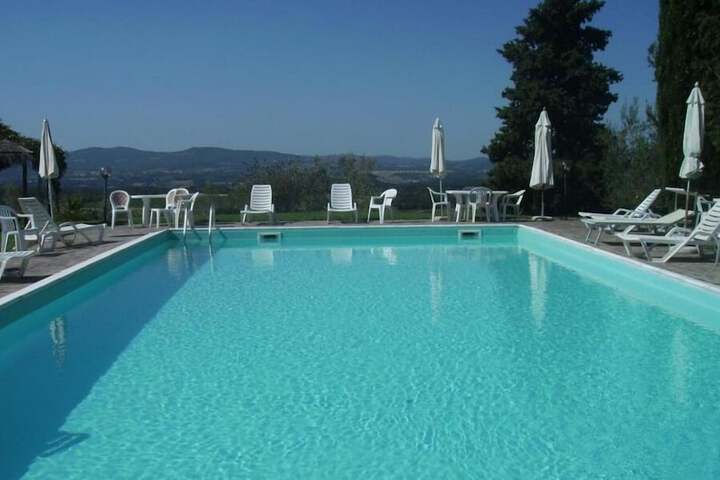 Pool 21 of 57
