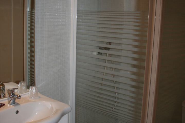 Room 20 of 27