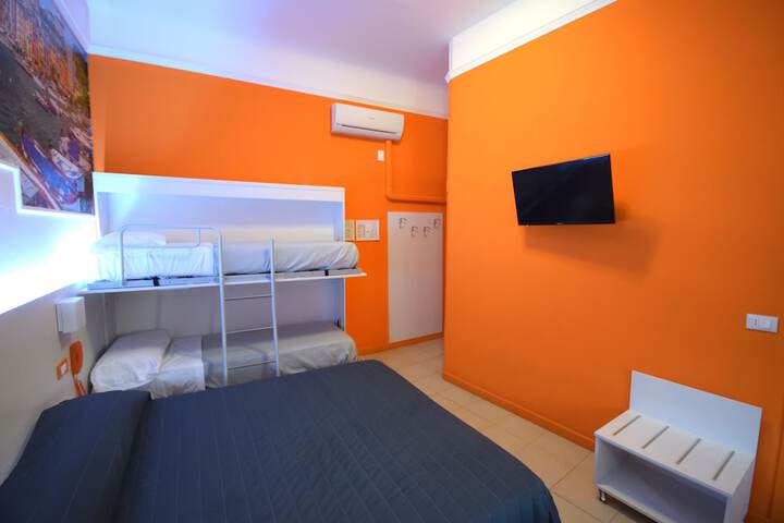 Room 28 of 51