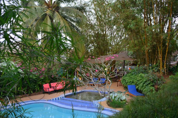 Pools & Facilities