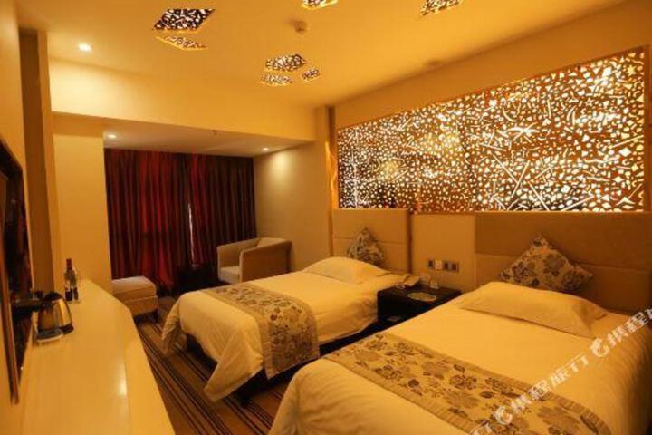 Hetang Yuese Holiday Hotel
