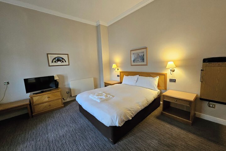 Room 3 of 29