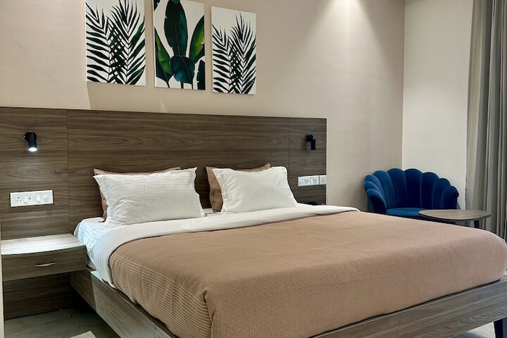 Room 15 of 46