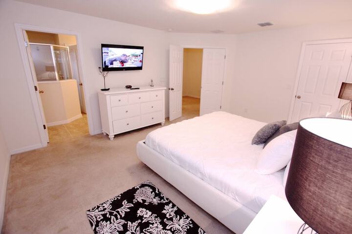 Room 11 of 139