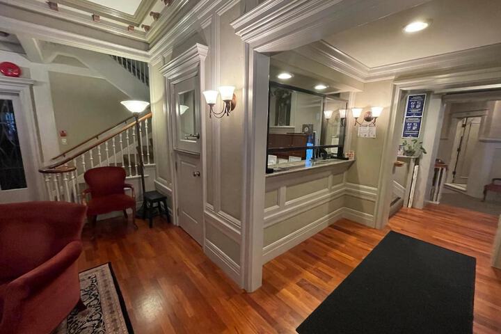 Room 2 of 21