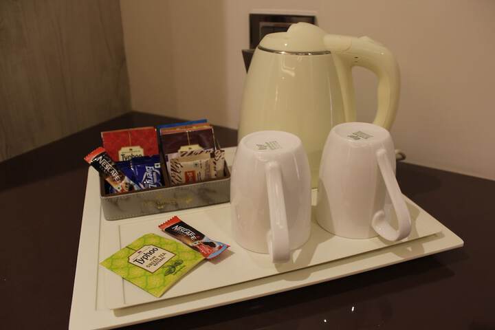 Breakfast/Coffee Service 13 of 22