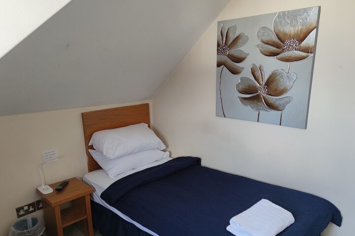 Room 16 of 49
