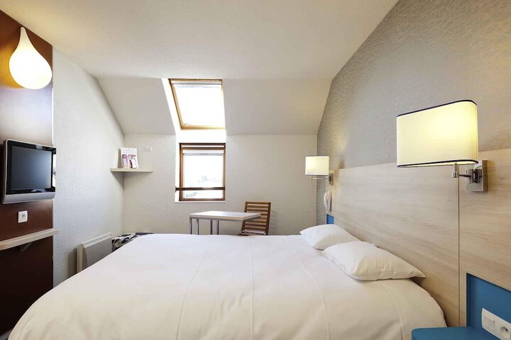 Room 15 of 58