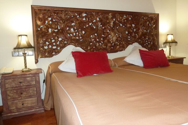Room 18 of 65