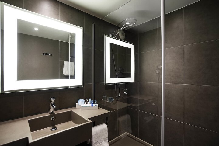 Bathroom Interior Photo
