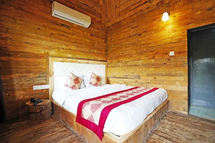 Room 5 of 21