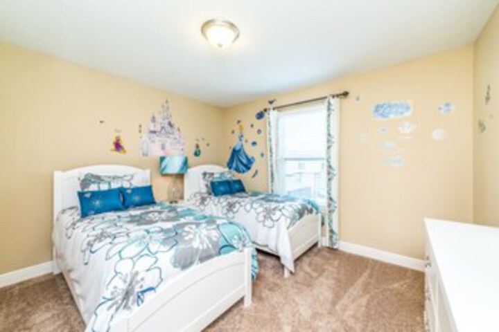 Room 25 of 31