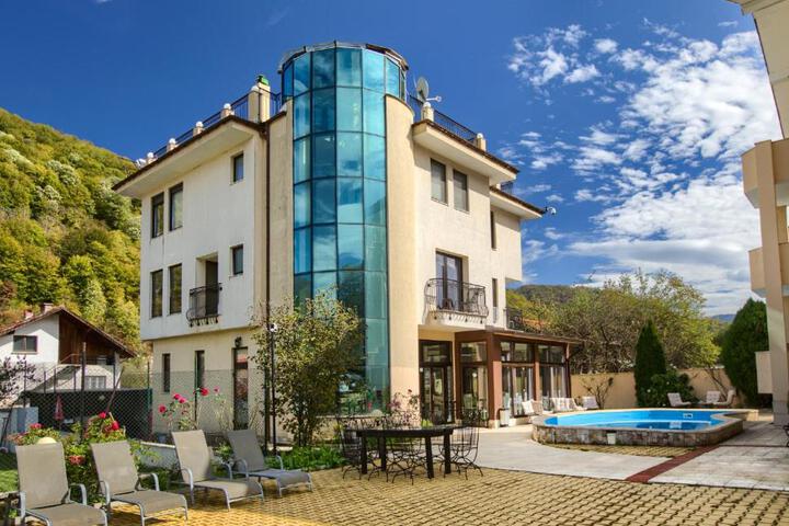 Family Hotel Zornitsa