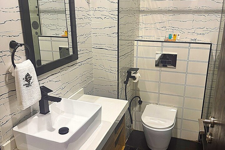 Room 20 of 42