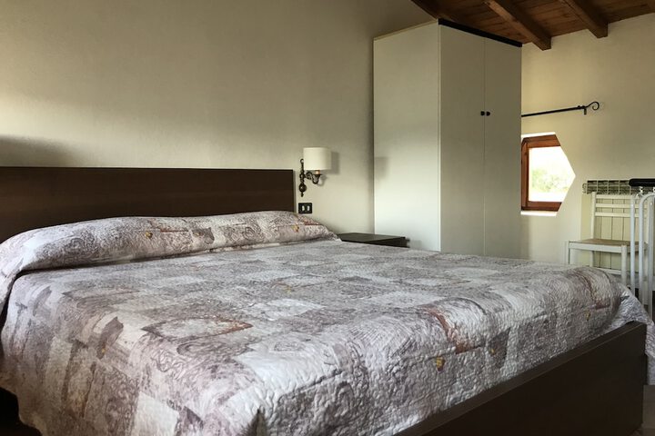 Room 16 of 79