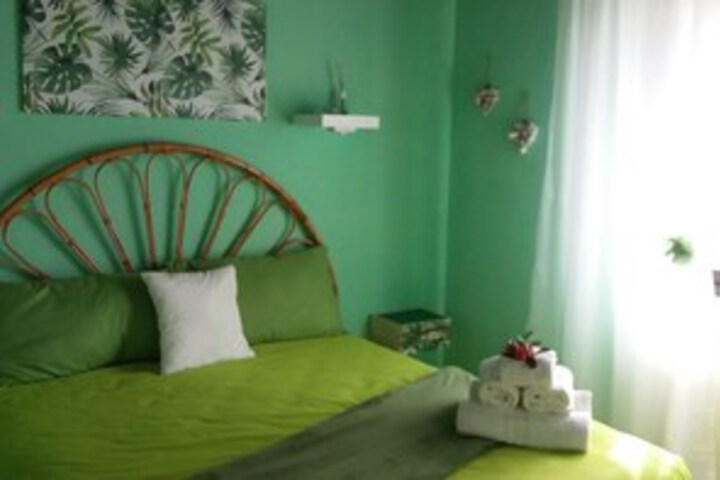 Room 10 of 17