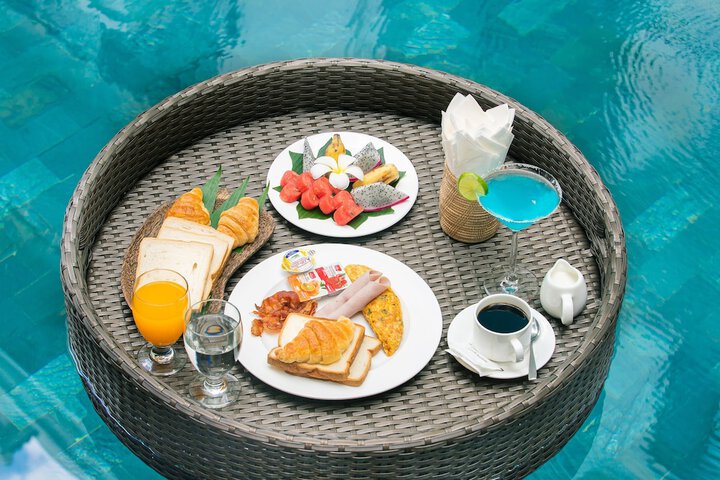 Breakfast/Coffee Service 121 of 147