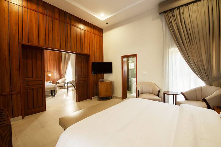 Room 19 of 27