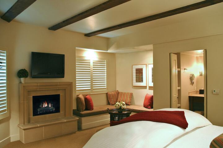 Room 11 of 31