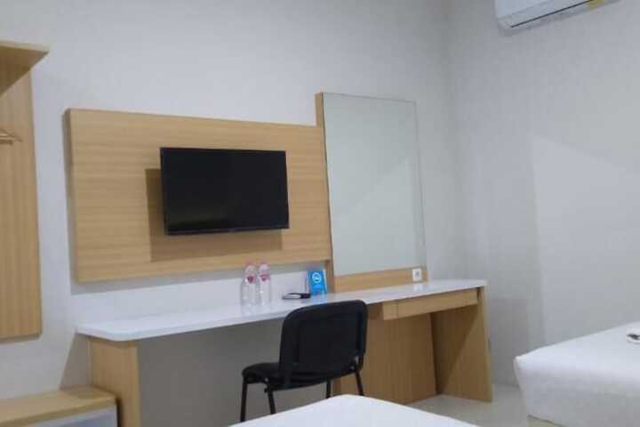 Room 7 of 25