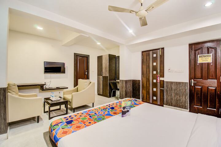 Room 7 of 27