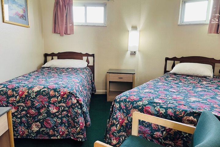 Room 3 of 27