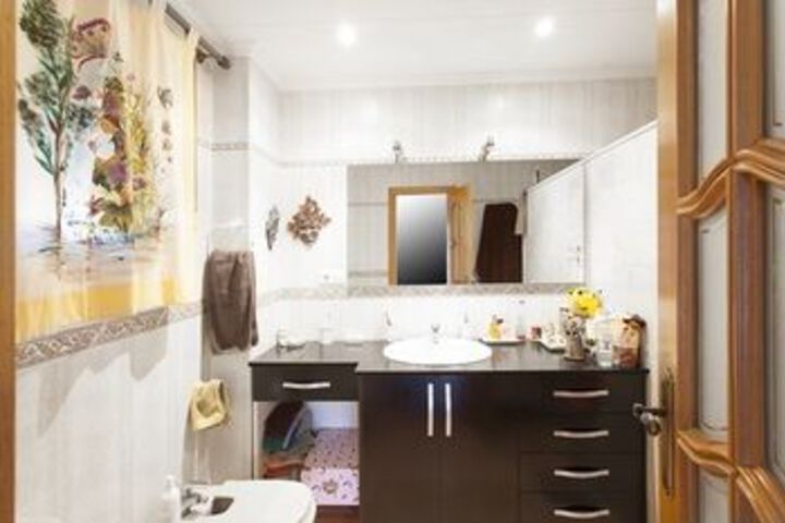Room 3 of 11