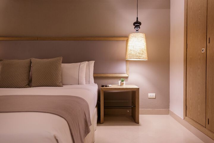 Room 15 of 70