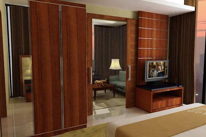 Room 9 of 27