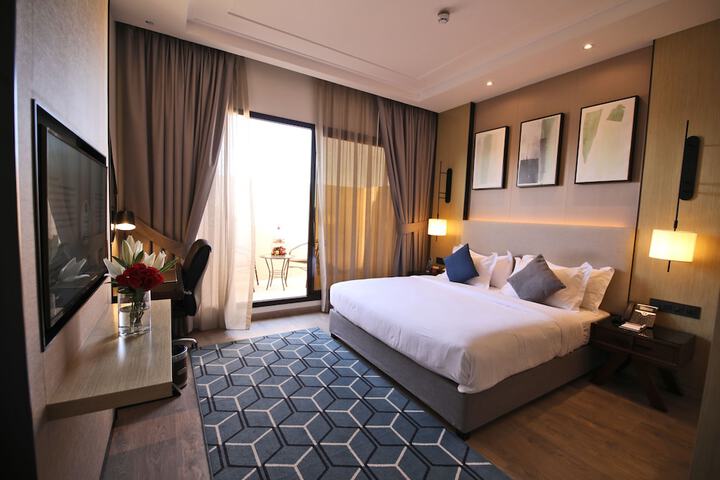 Room 16 of 78