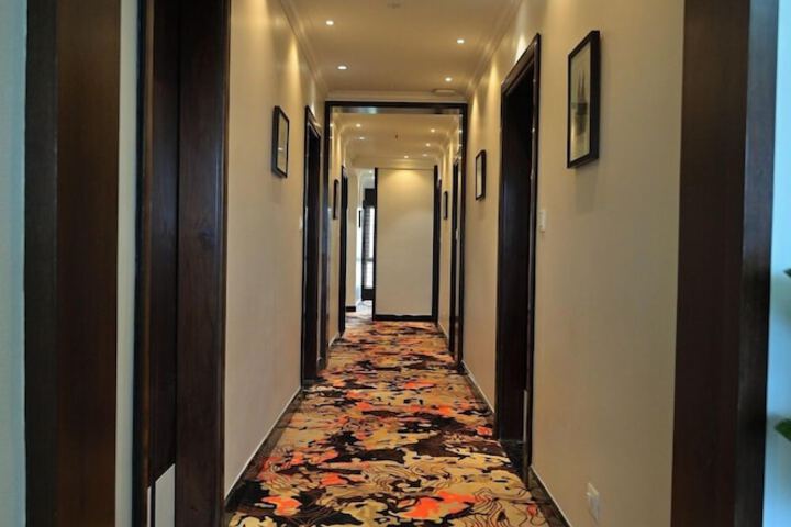 Hotel 76 of 89
