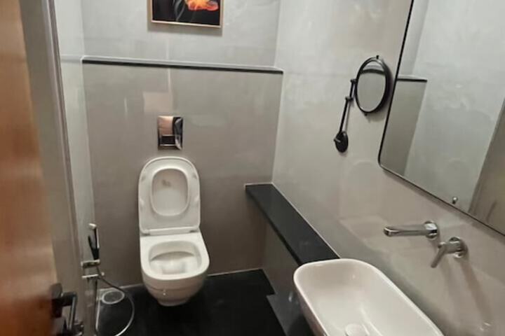 Room 22 of 25