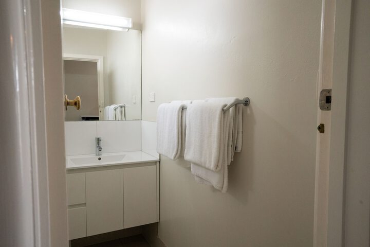 Room 53 of 79