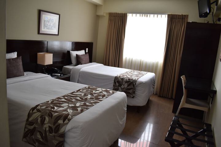 Room 37 of 72