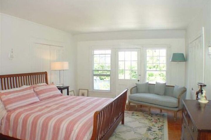 Room 9 of 21