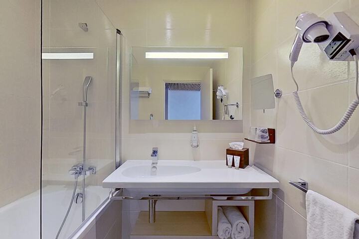 Bath Interior
