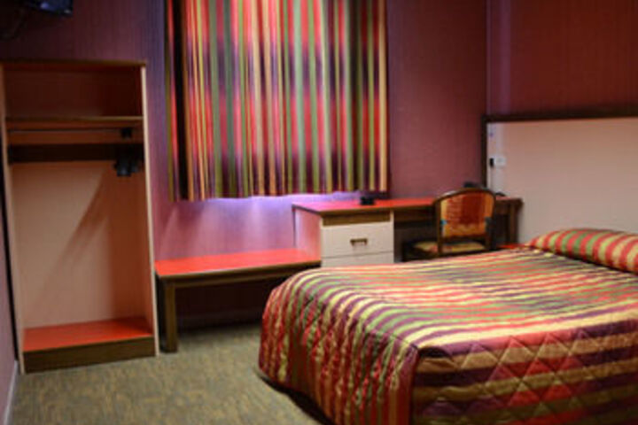 Room 3 of 12