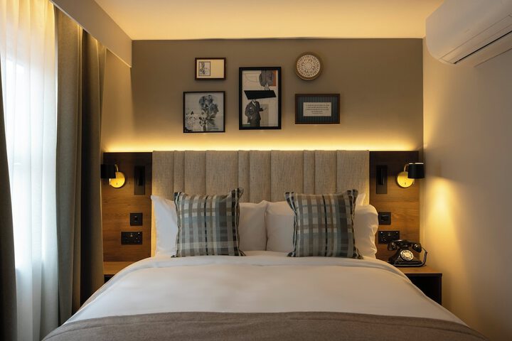 Room 30 of 109