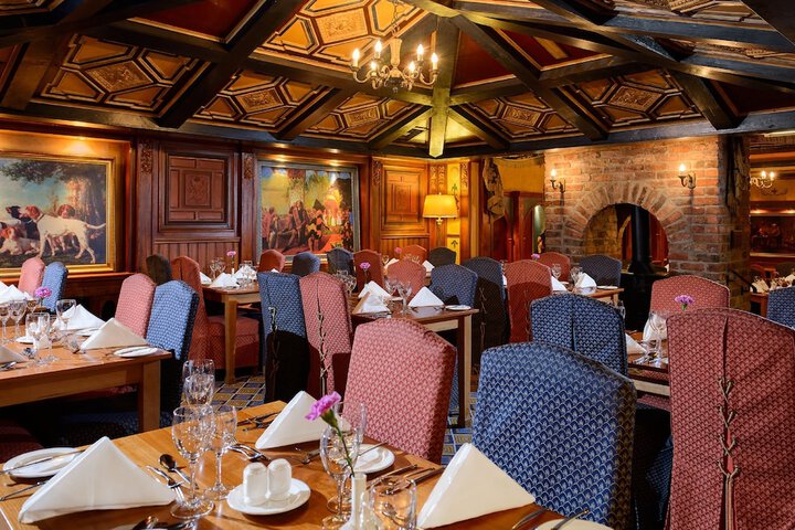 Dining Photos