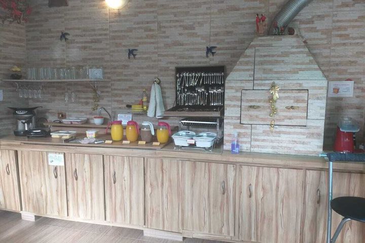 Breakfast/Coffee Service 2 of 14