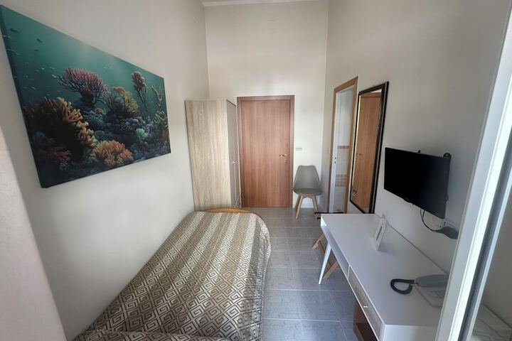 Room 21 of 56