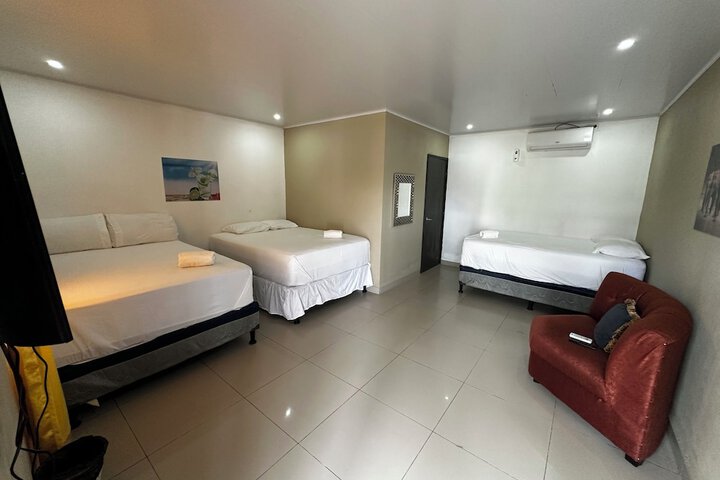 Room 16 of 31