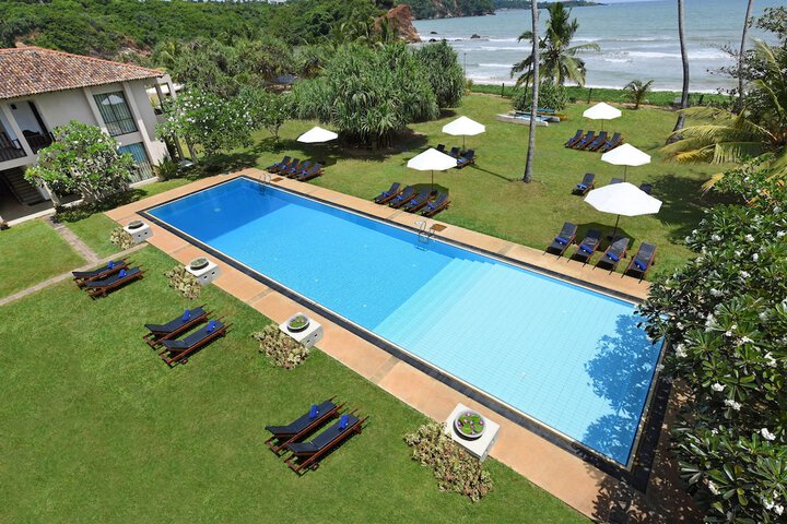 Pool Hotel