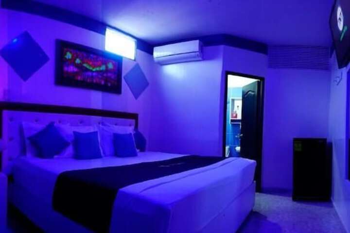 Room 17 of 41